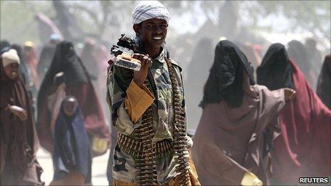 소말리아 20년 동안의 무정부 상태 – ‘총 앞에서’1.jpg