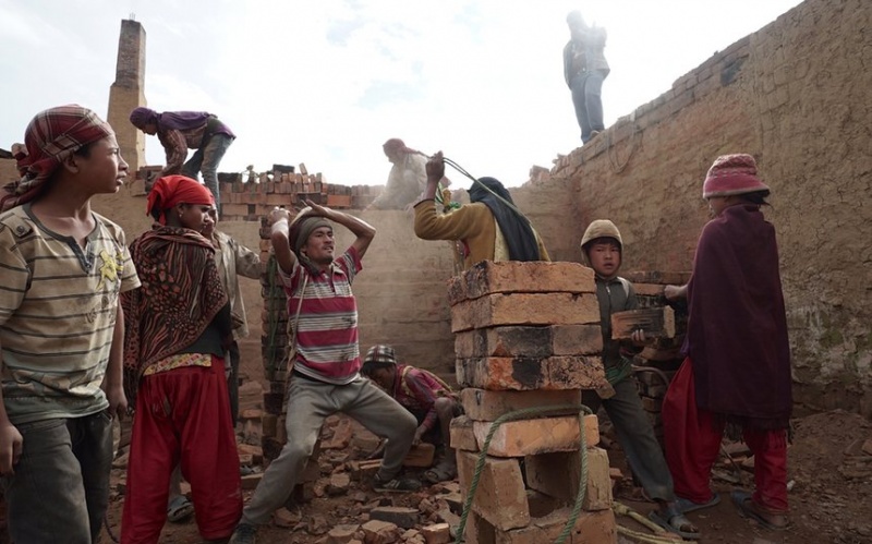 파일:네팔의 개발사업을 위한 원조와 아동노동2.jpg