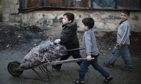 내전으로 포위된 시리아에서 고통받는 아이들1.png